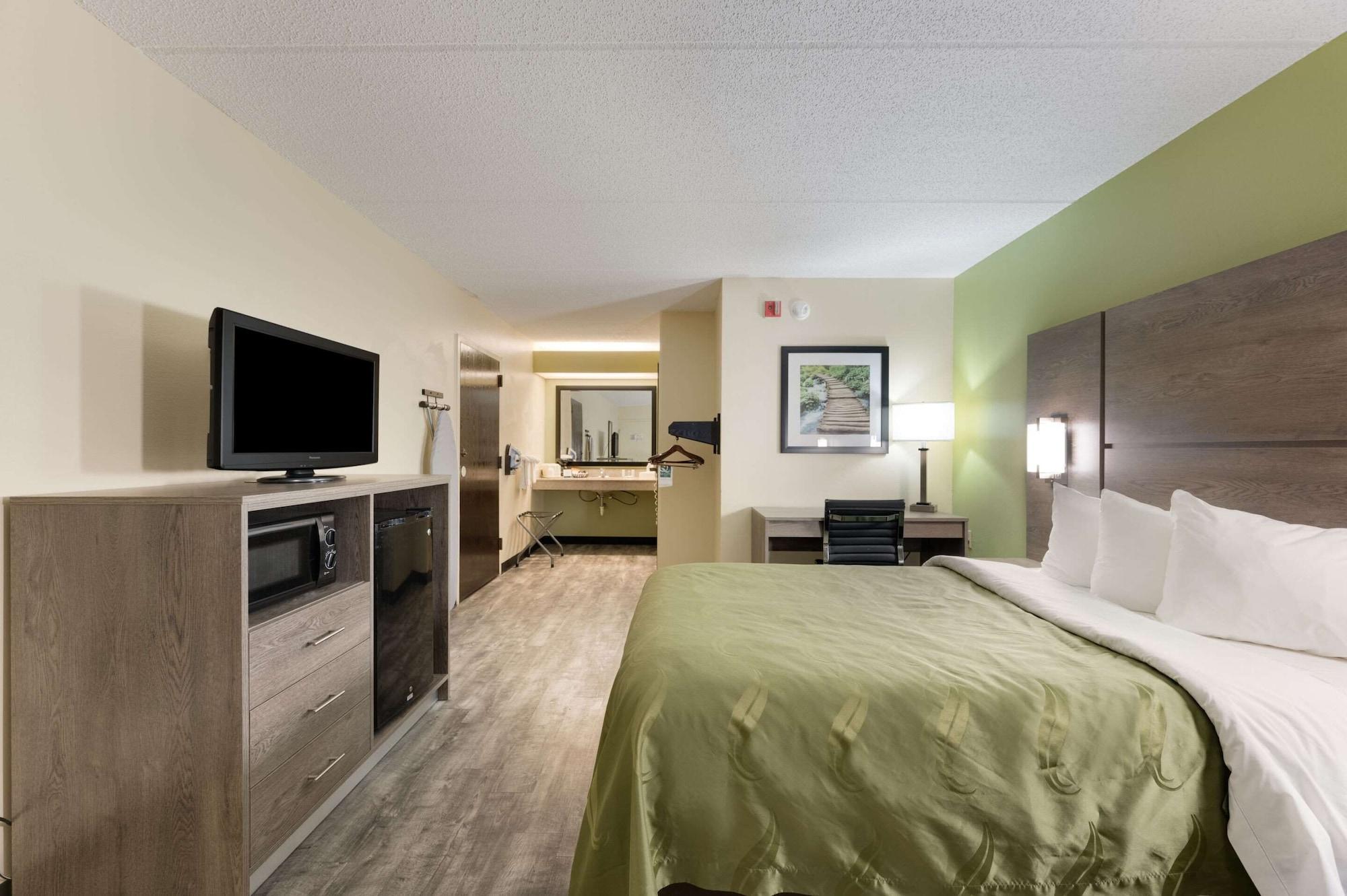 Irondale Quality Inn Airport - Southeast מראה חיצוני תמונה