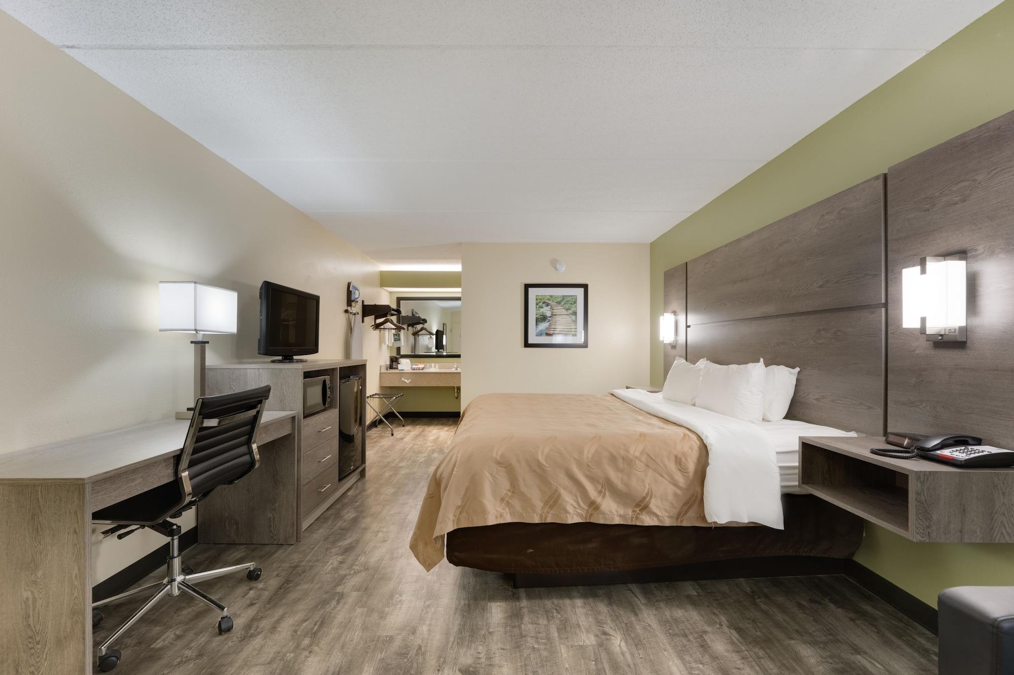 Irondale Quality Inn Airport - Southeast מראה חיצוני תמונה