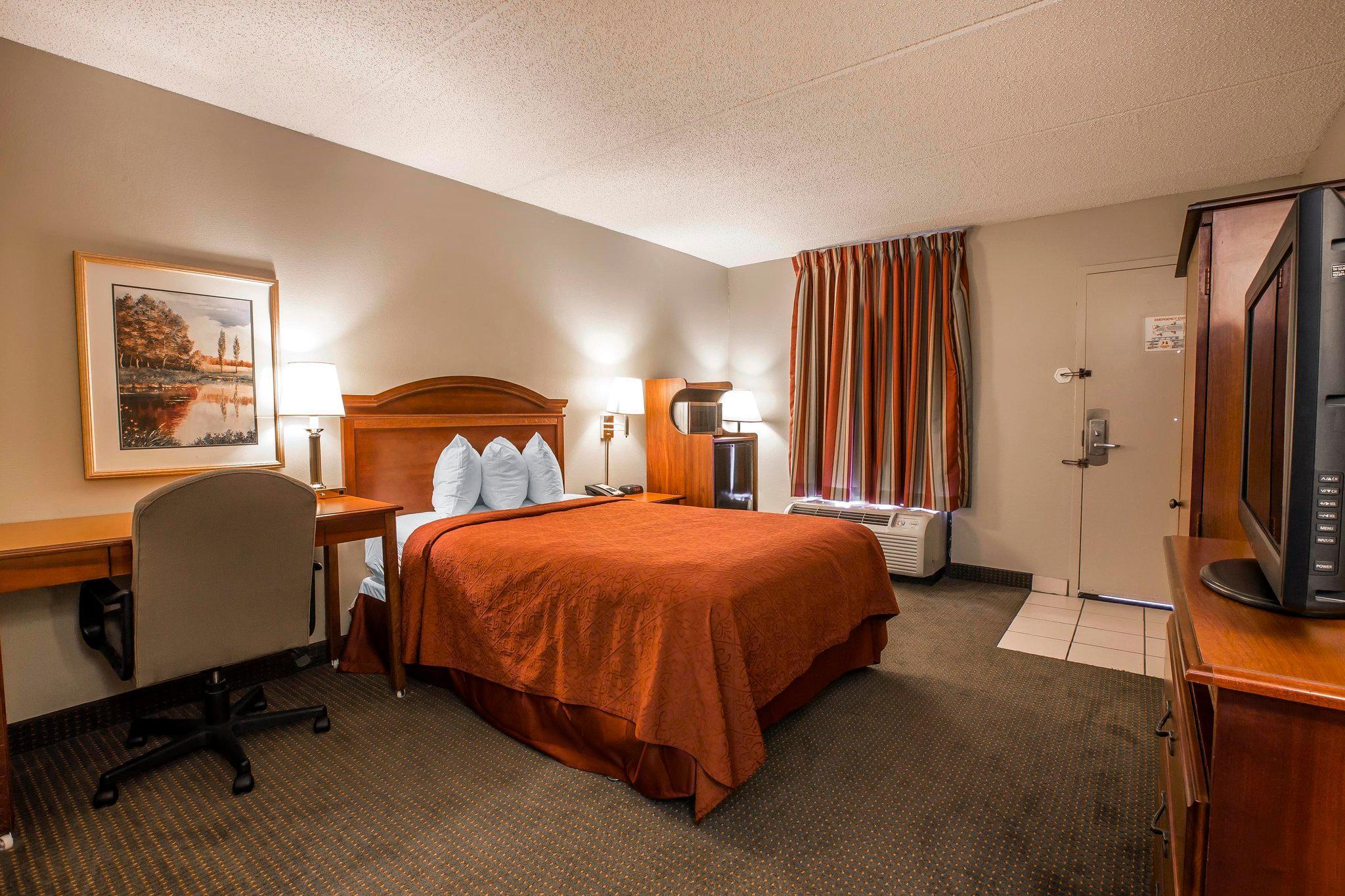 Irondale Quality Inn Airport - Southeast מראה חיצוני תמונה