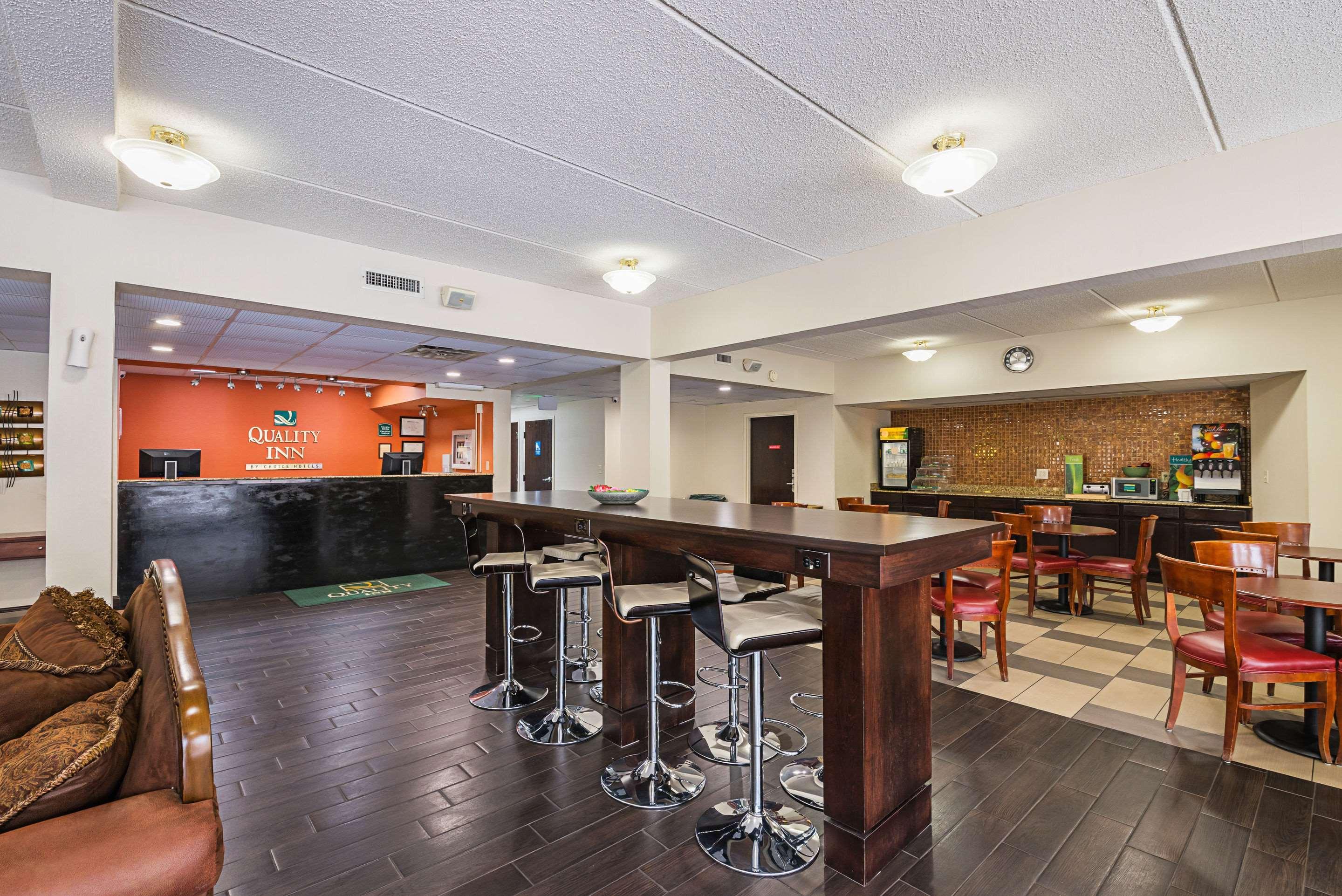 Irondale Quality Inn Airport - Southeast מראה חיצוני תמונה