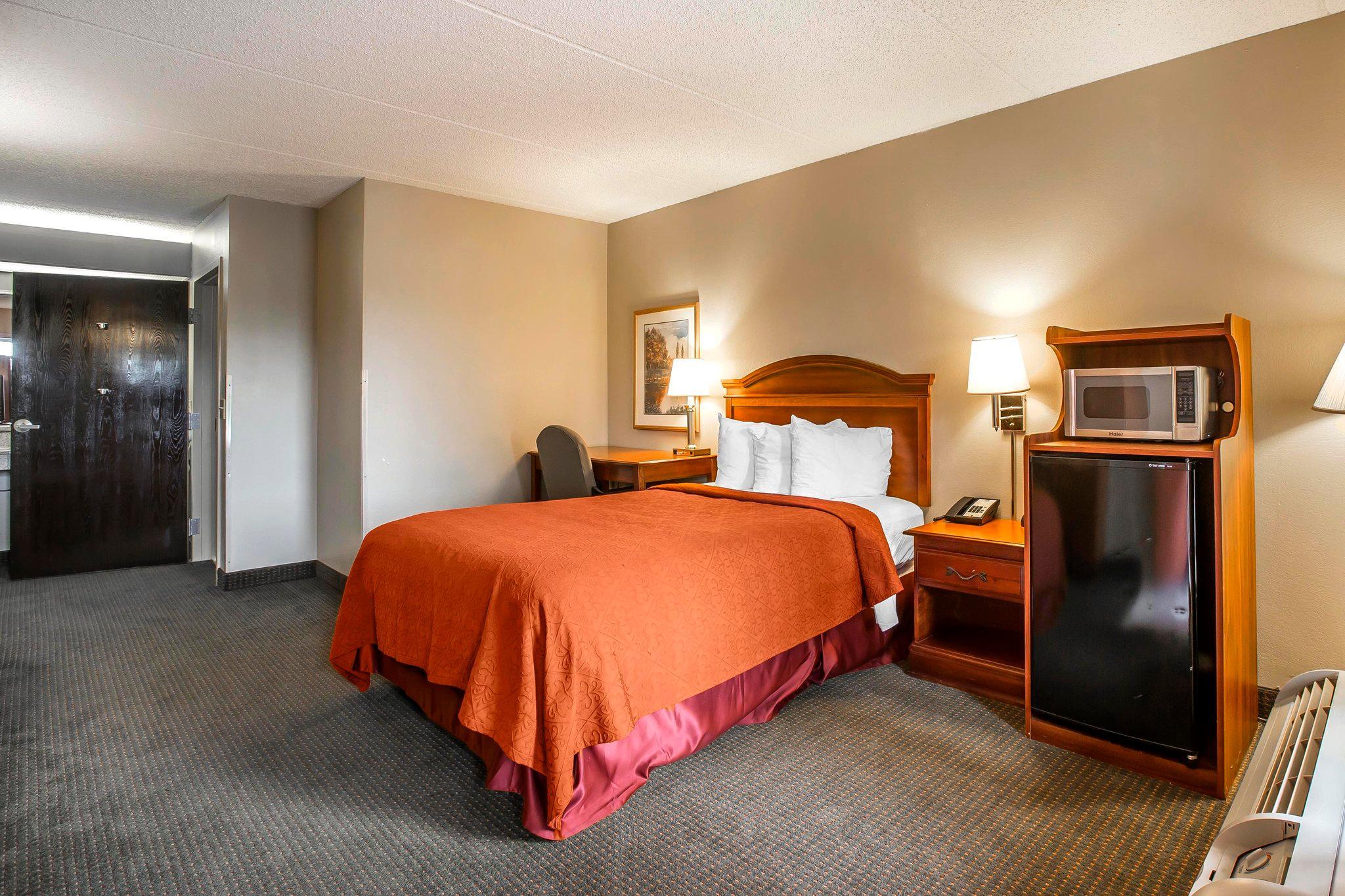 Irondale Quality Inn Airport - Southeast מראה חיצוני תמונה