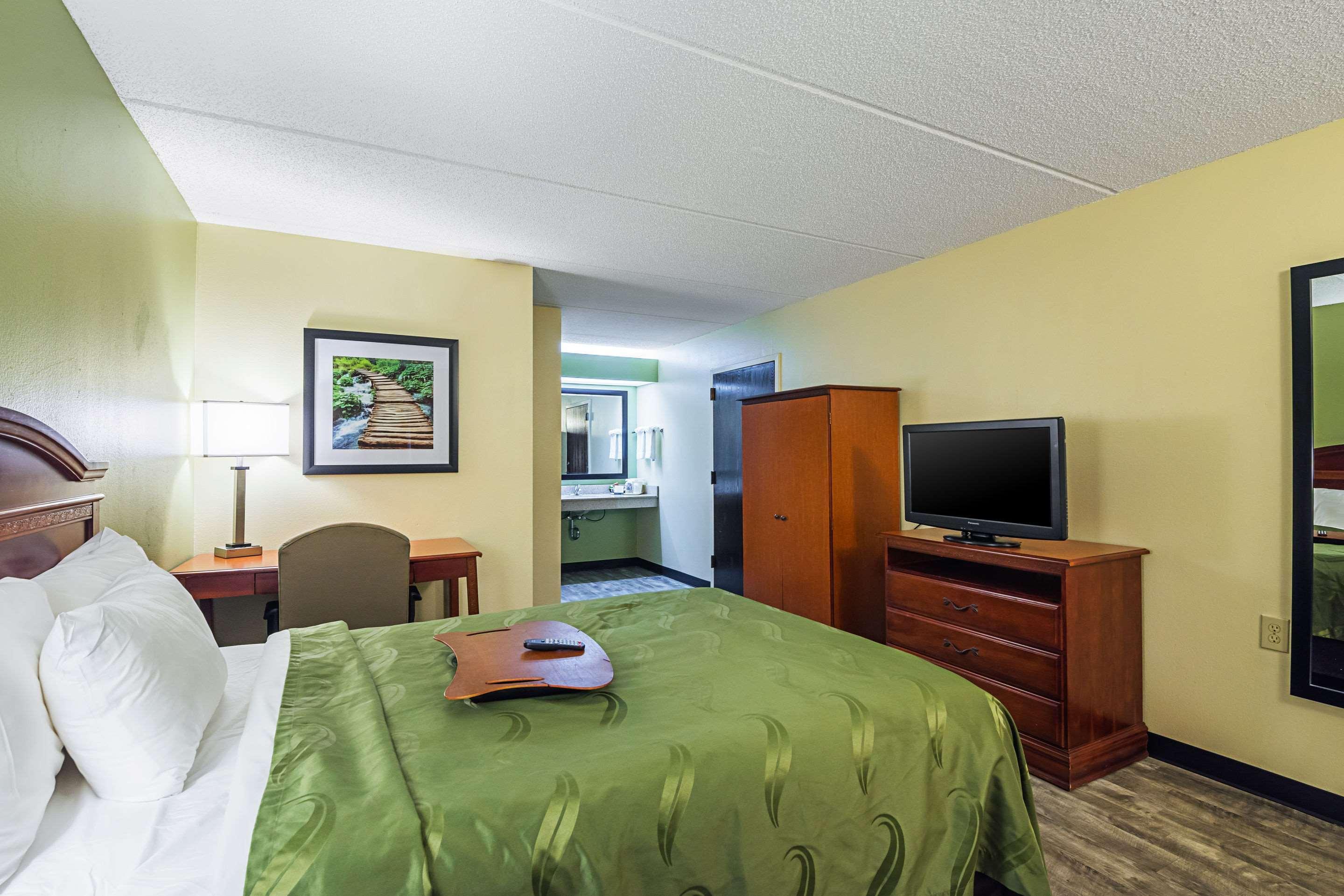 Irondale Quality Inn Airport - Southeast מראה חיצוני תמונה