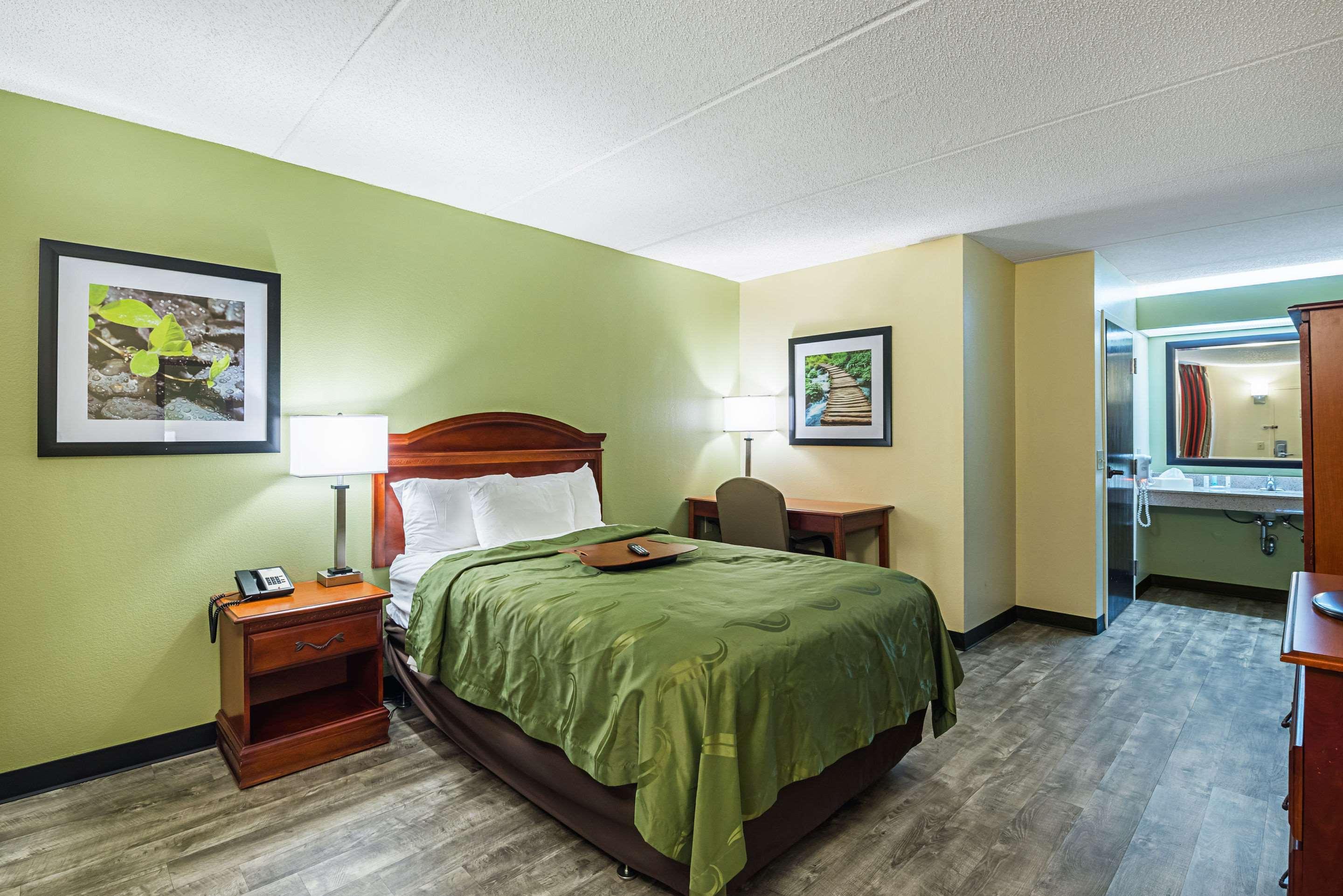Irondale Quality Inn Airport - Southeast מראה חיצוני תמונה