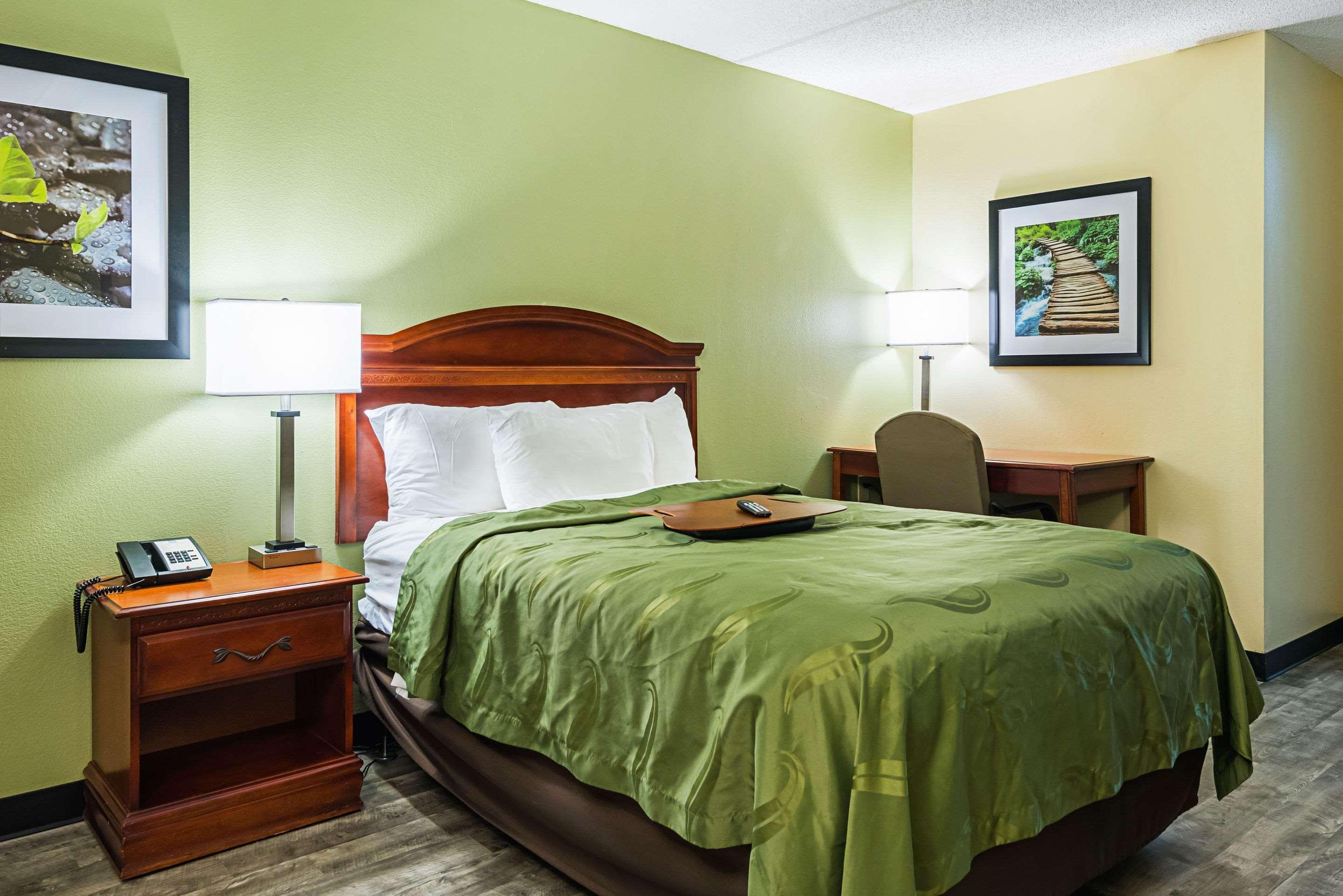 Irondale Quality Inn Airport - Southeast מראה חיצוני תמונה