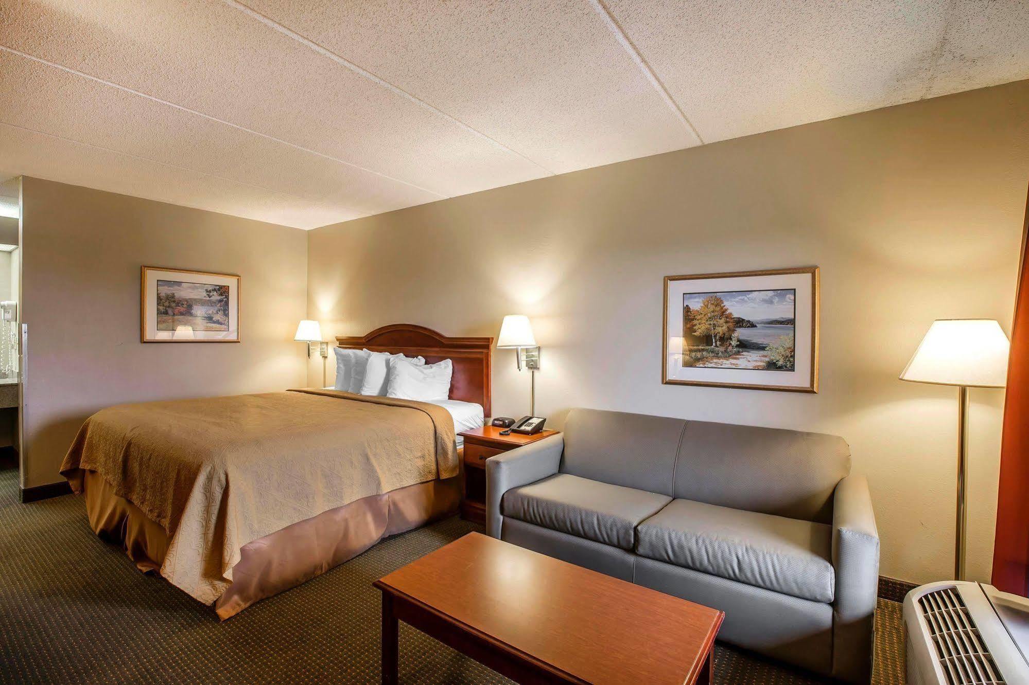 Irondale Quality Inn Airport - Southeast מראה חיצוני תמונה